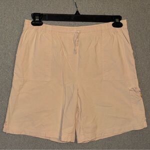 Stephanie Rogers by fashion trends size small Beige Cargo Shorts
